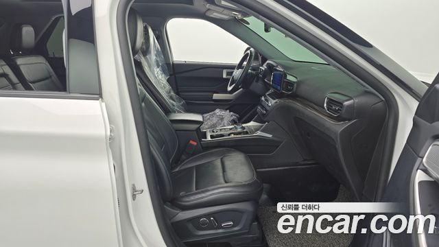 Ford Explorer (VI) 2.3 LimIted 4WD 2020 — фото 11
