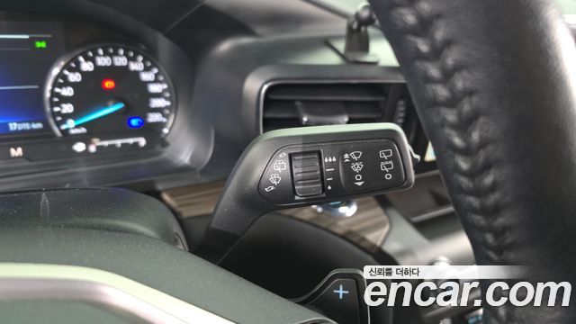 Ford Explorer (VI) 2.3 LimIted 4WD 2020 — фото 17