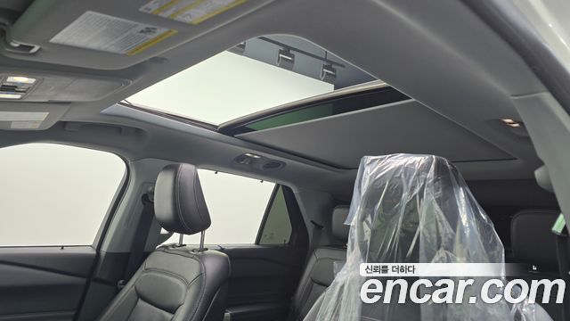 Ford Explorer (VI) 2.3 LimIted 4WD 2020 — фото 19