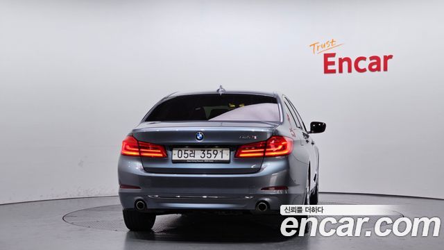 BMW 5 Series (G30) 520d Luxury Special Edition 2018 — фото 4