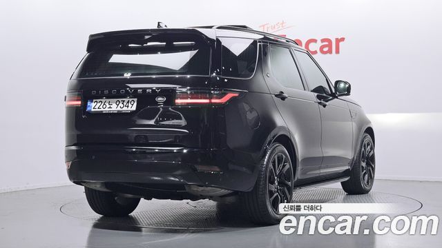 Land Rover Discovery 5 P360 R-Dynamic SE 2023 — фото 2