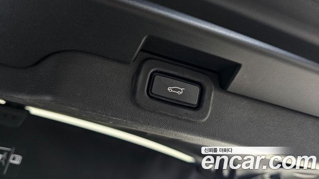 Land Rover Discovery 5 P360 R-Dynamic SE 2023 — фото 22