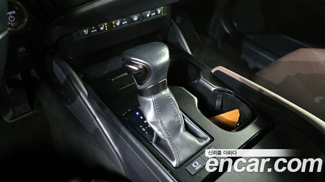 Lexus ES300h (VII) Luxury Plus 2023 — фото 9