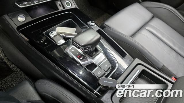 Audi Q5 (FY) 45 TFSI Quattro Sportback Premium 2022 — фото 9