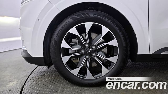 Kia Carnival (IV) Diesel 9-Seater Signature 2023 — фото 5