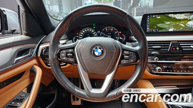 BMW 5 Series (G30) 520d M Sport Special Edition 2018 — фото 18