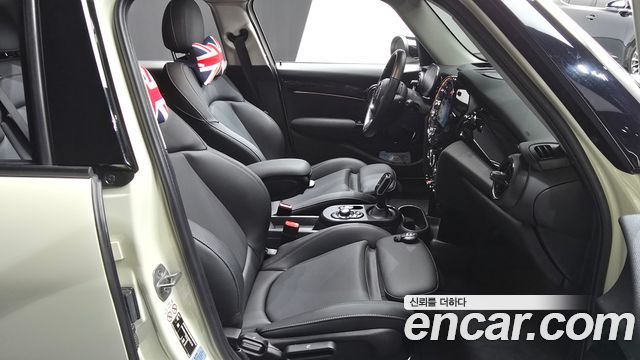 MINI Cooper S 5Door Classic Third Generation 2022 — фото 10