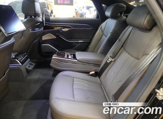 Audi A8 (D5) 55 TFSI Quattro Premium LWB 2022 — фото 21