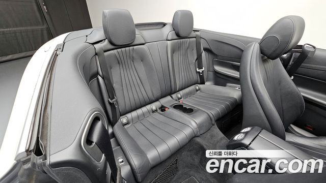 Mercedes-Benz E-Class (W213) E220d Cabriolet 2019 — фото 12