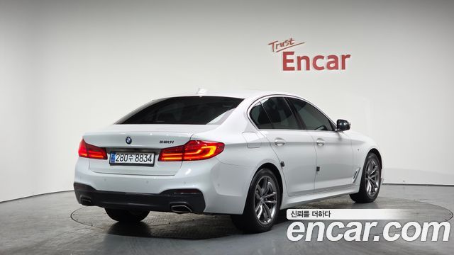 BMW 5 Series (G30) 520i M Sport 2020 — фото 2