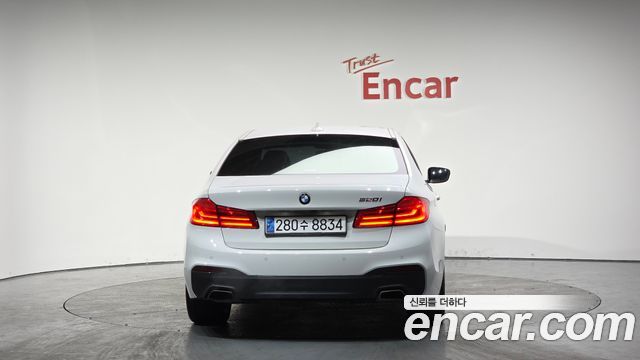 BMW 5 Series (G30) 520i M Sport 2020 — фото 4