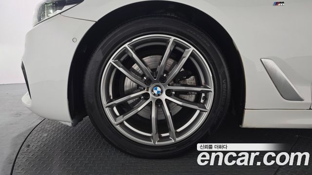 BMW 5 Series (G30) 520i M Sport 2020 — фото 5