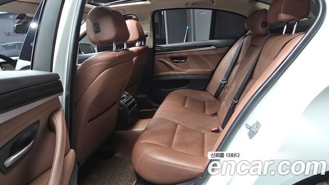 BMW 5 Series (F10) 528i M Aero Dynamic 2016 — фото 12