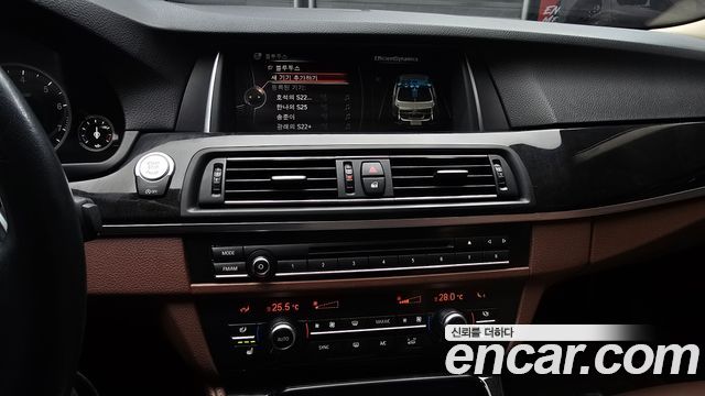 BMW 5 Series (F10) 528i M Aero Dynamic 2016 — фото 14