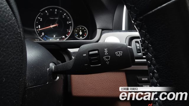 BMW 5 Series (F10) 528i M Aero Dynamic 2016 — фото 17