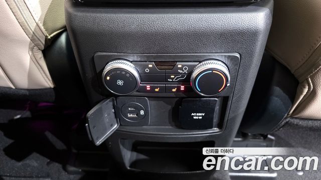 Ford Explorer (VI) 2.3 LimIted 4WD 2021 — фото 19