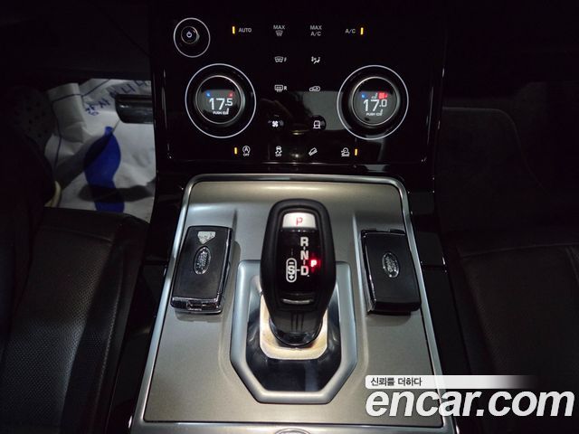 Land Rover Range Rover Evoque (II) P250 S 2023 — фото 17