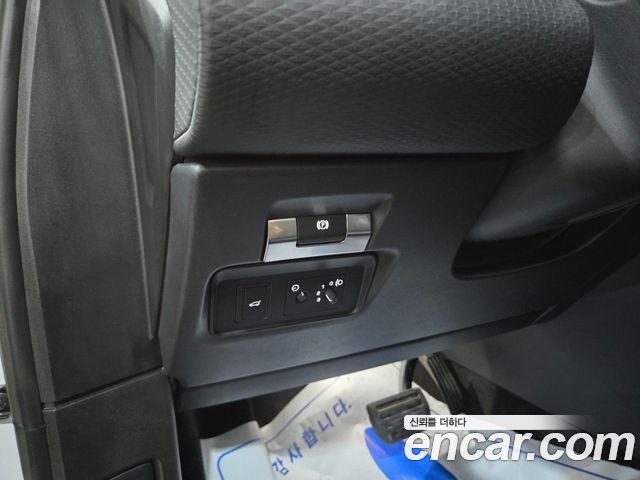 Land Rover Range Rover Evoque (II) P250 S 2023 — фото 18
