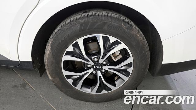 Kia Carnival (IV) Diesel 9-Seater Signature 2023 — фото 5