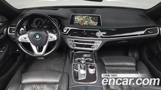 BMW 7 Series (G11) 730d xDrive M Sport 2017 — фото 7