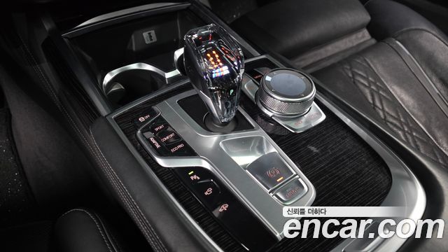 BMW 7 Series (G11) 730d xDrive M Sport 2017 — фото 9