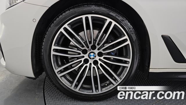 BMW 5 Series (G30) 530i M Sport Package Plus 2020 — фото 5