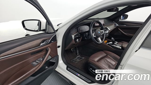 BMW 5 Series (G30) 530i M Sport Package Plus 2020 — фото 11