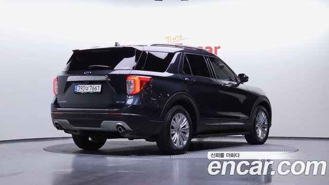 Ford Explorer (VI) 2.3 LimIted 4WD 2022 — фото 2