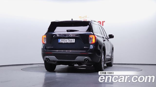 Ford Explorer (VI) 2.3 LimIted 4WD 2022 — фото 4
