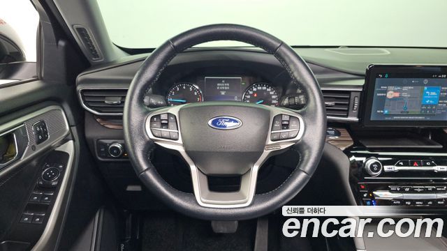 Ford Explorer (VI) 2.3 LimIted 4WD 2022 — фото 17