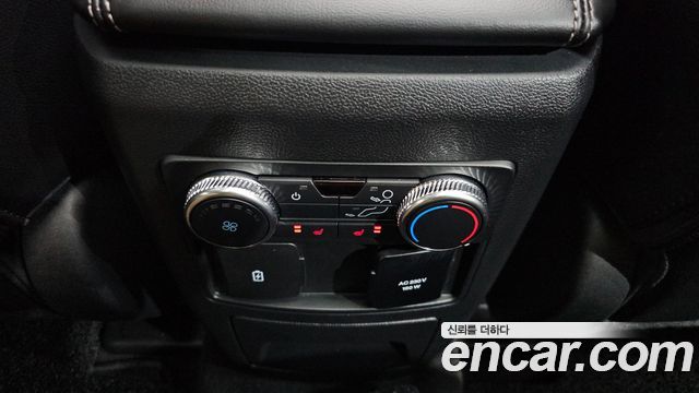 Ford Explorer (VI) 2.3 LimIted 4WD 2022 — фото 22