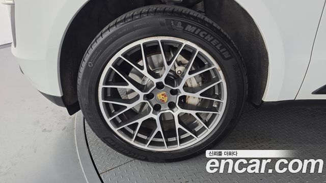 Porsche Macan 3.0 S Diesel 95B 2017 — фото 5