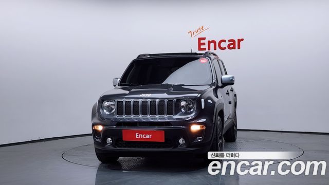 Jeep Renegade 1.3 Limited 2022 — фото 3