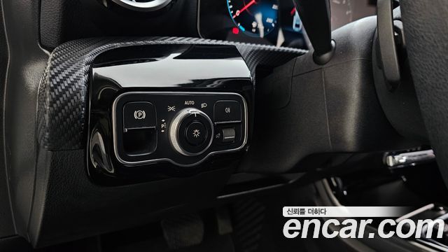 Mercedes-Benz A-Class (W177) A250 4MATIC Sedan 2020 — фото 18