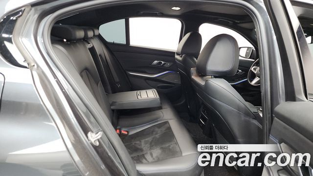 BMW 3 Series (G20) 320i M Sport 2021 — фото 12