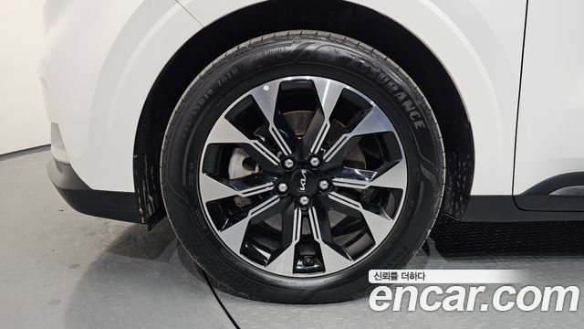 Kia Carnival (IV) Diesel 9-Seater Prestige 2023 — фото 5