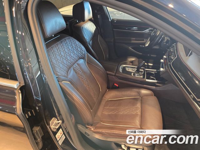BMW 7 Series (G11) 730Ld xDrive M Sport 2018 — фото 15