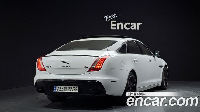 Jaguar XJ 3.0D Premium Luxury LWB X351 2011 — фото 2