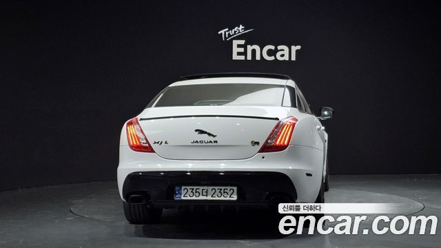 Jaguar XJ 3.0D Premium Luxury LWB X351 2011 — фото 4