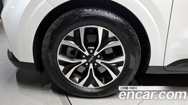 Kia Carnival (IV) Diesel 9-Seater Prestige 2023 — фото 5