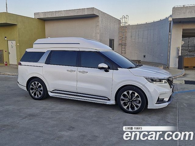 Kia Carnival (IV) Gasoline 4-Seater Hi-Limousine Signature 2022 — фото 3