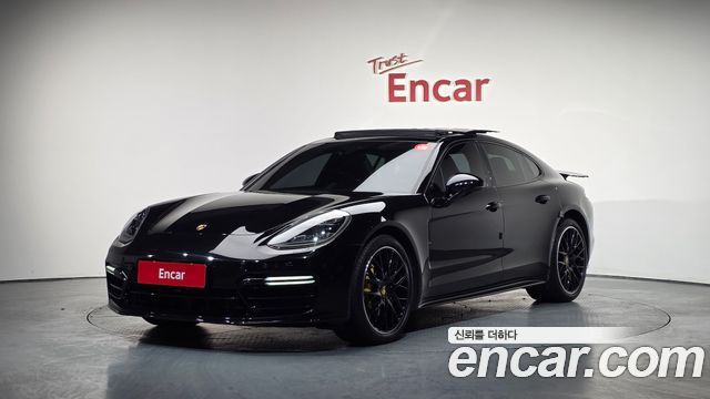 Porsche Panamera (971) 4.0 Turbo