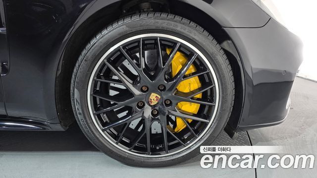 Porsche Panamera (971) 4.0 Turbo 2019 — фото 5