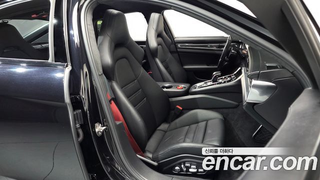 Porsche Panamera (971) 4.0 Turbo 2019 — фото 10