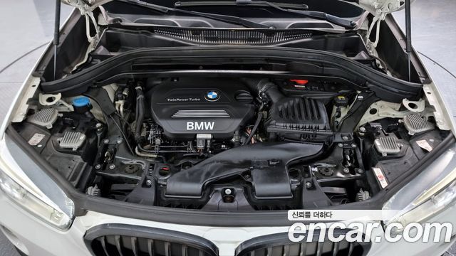 BMW X1 (F48) xDrive 18d 2017 — фото 6