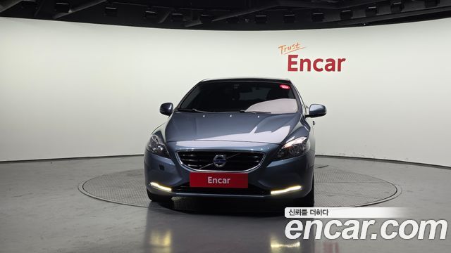 Volvo V40 D2 2nd 2014 — фото 3