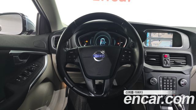 Volvo V40 D2 2nd 2014 — фото 17