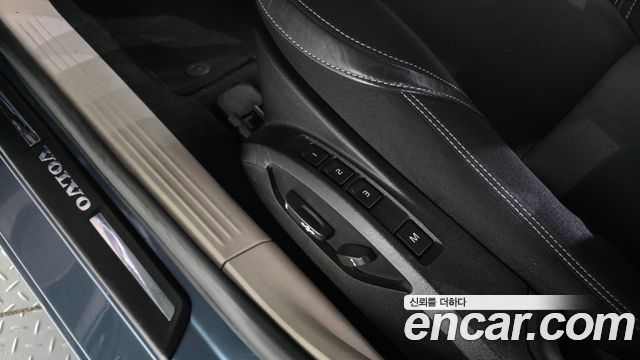 Volvo V40 D2 2nd 2014 — фото 20