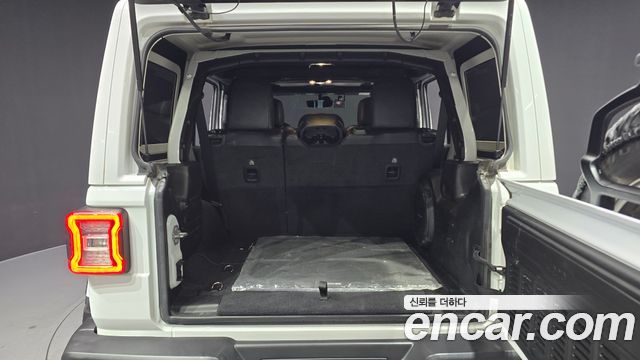 Jeep Wrangler (JL) 2.0 Overland 4Door 80th Edition 2021 — фото 20