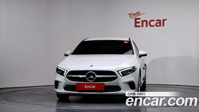 Mercedes-Benz A-Class (W177) A220 Hatchback 2020 — фото 3